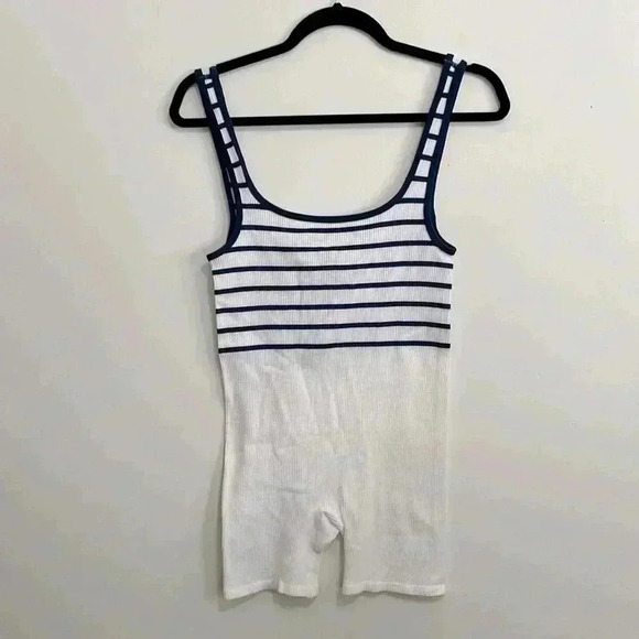 BNWT Zara women’s Limitless  Contour Seamless Bodysuit size Xs-S - Picture 3 of 5